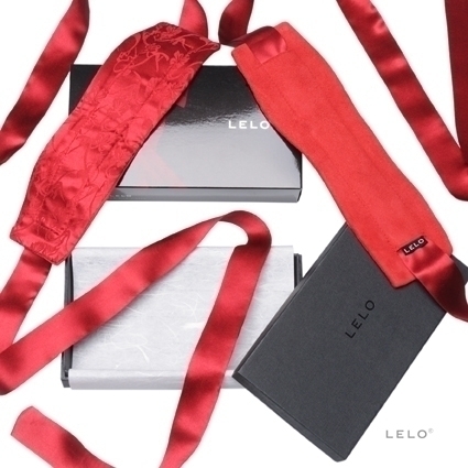 LELO Etherea Silk Cuffs Red